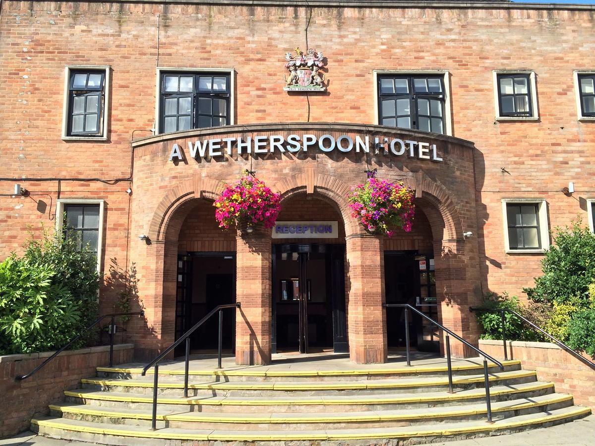 The Brocket Arms Wetherspoon Hotel Wigan Eksteriør billede